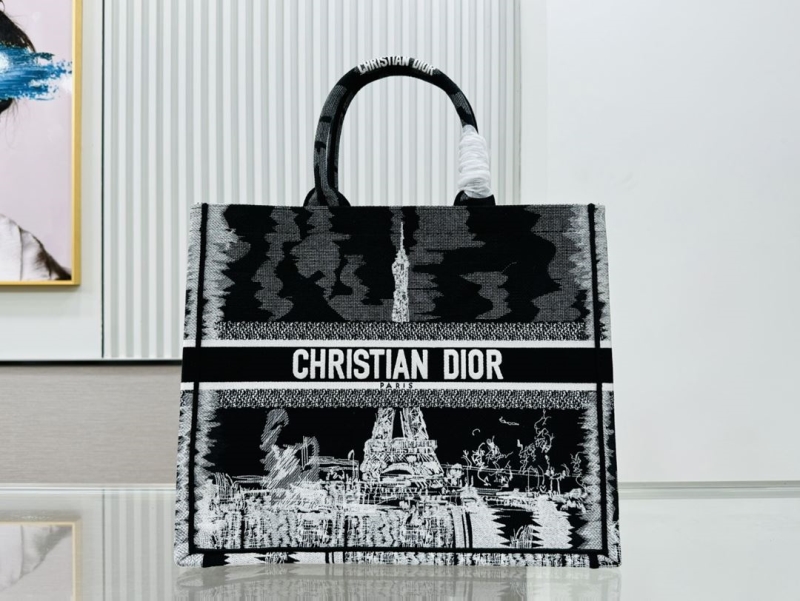 Dior Shopping Bags